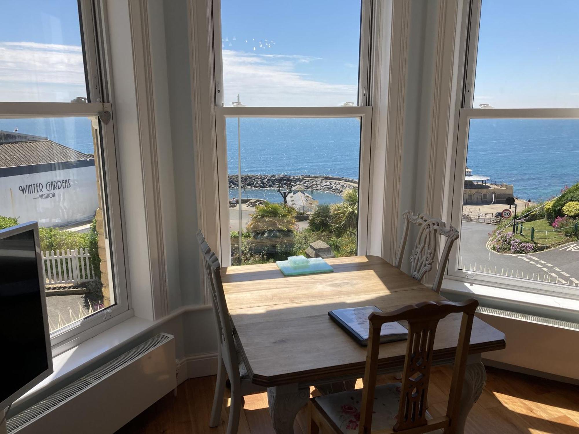 Flat 2, 1 Alexandra Gardens Apartment Ventnor Bagian luar foto