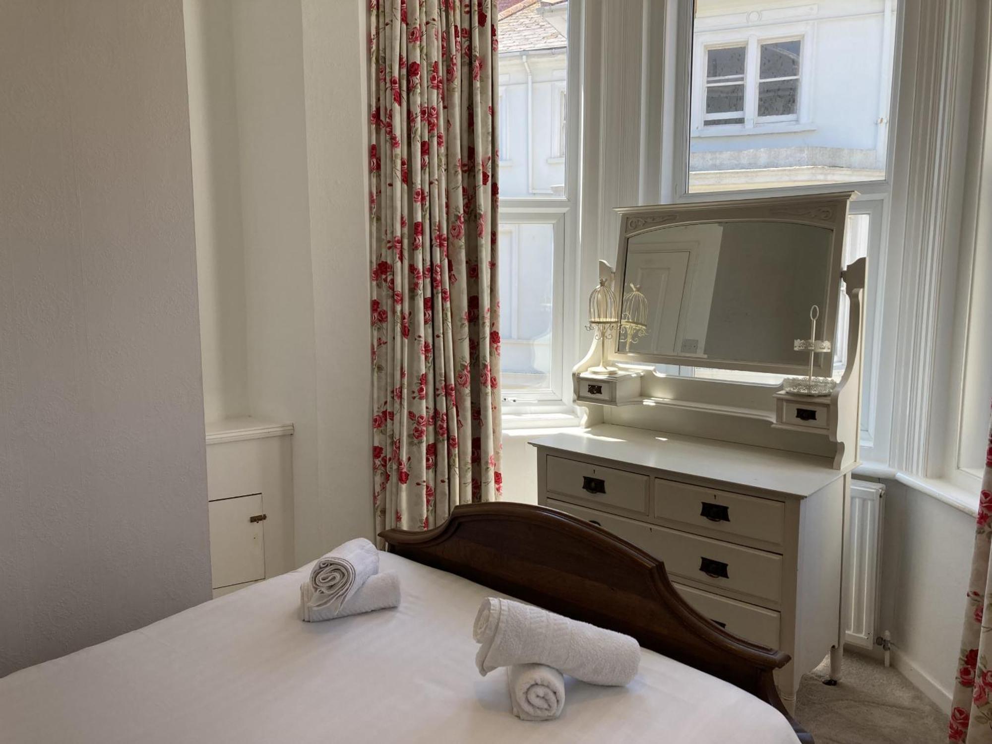 Flat 2, 1 Alexandra Gardens Apartment Ventnor Bagian luar foto